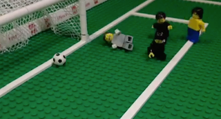 Illustration for article titled Nothing Is Sadder Than Lego JĂșlio CĂ©sar Getting Bombarded With Goals
